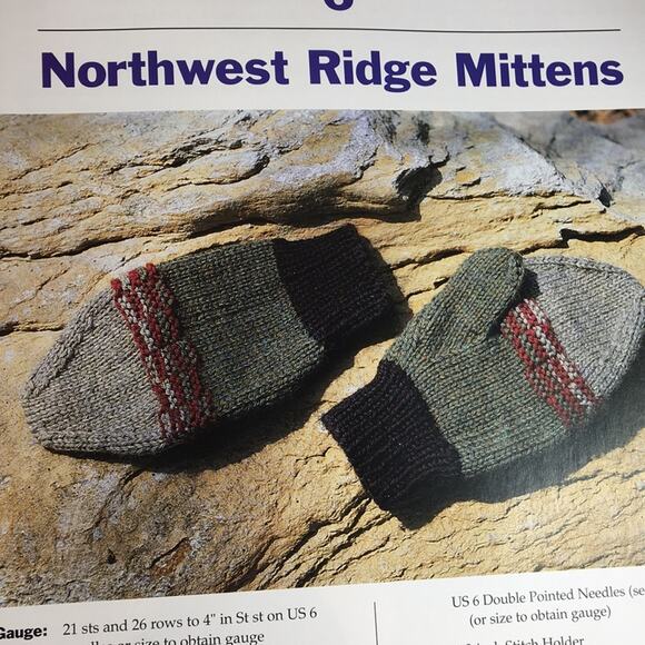 3 Knitting Books 101 Knitting-To-Go Projects, Basic Knitting, Knitting with Bits - Picture 5 of 16